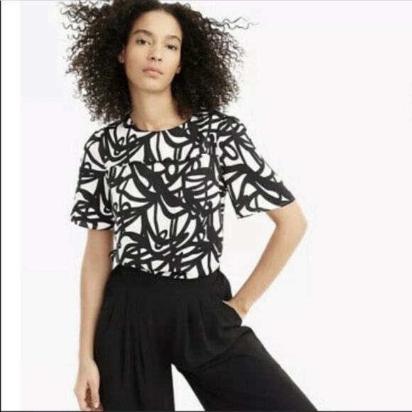 J. Crew 365 Black White Hammered Satin Blouse size 8 short sleeve - Picture 1 of 7